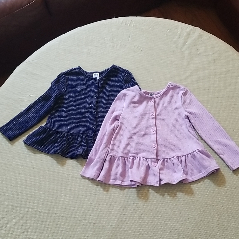❣5 for $25 Sale❣Old Navy Blue and Pink Button Down Shirts with Ruffle Hem